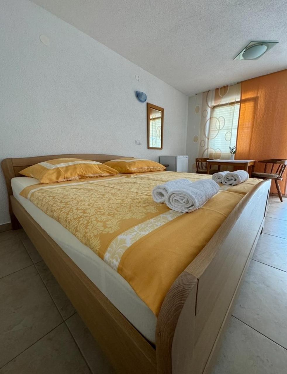 Villa Aurea Palma 波尔 外观 照片